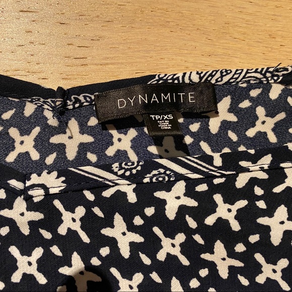 Dynamite Off The Shoulder Blouse - Picture 2 of 2